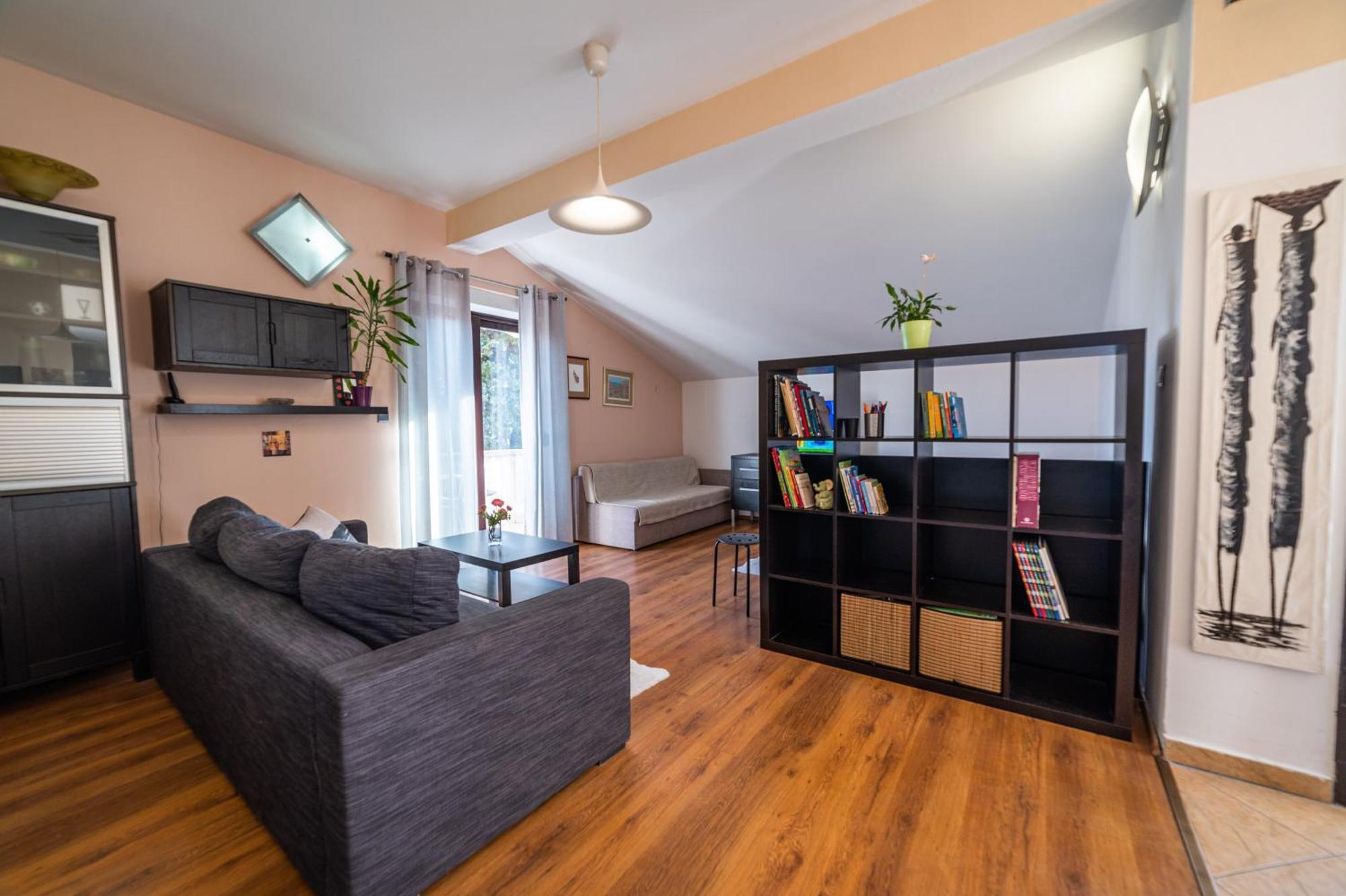 516 Apartment